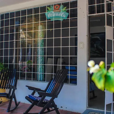 Bed & Breakfast Casa Micaela Manga 2*
